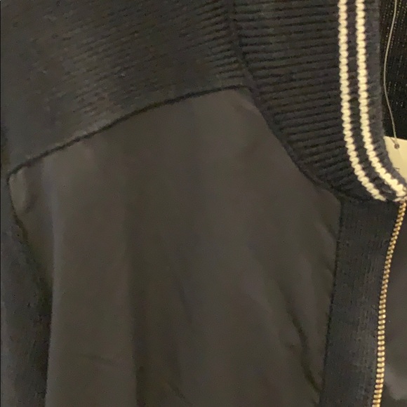 Banana Republic varsity jacket men’s size M NWT - Picture 6 of 7